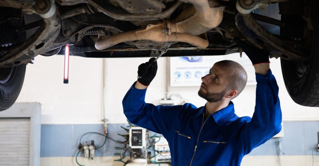 découvrez les dernières innovations en matière de technologie automobile, allant des systèmes avancés d'assistance à la conduite aux véhicules électriques et autonomes. plongez dans l'univers passionnant des transports de demain et améliorez votre connaissance des tendances qui façonneront l'industrie automobile.