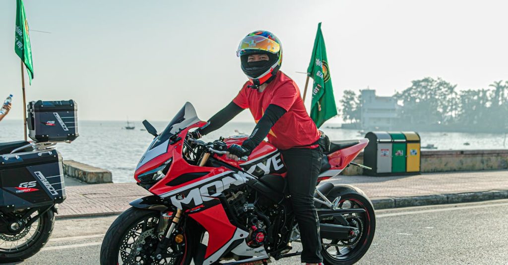 découvrez notre guide complète sur les motos pour débutants ! explorez les modèles adaptés aux novices, des conseils d'achat aux astuces de conduite, pour démarrer votre aventure à deux roues en toute sécurité et confiance.