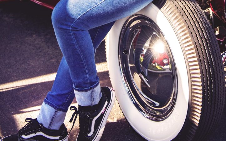 découvrez les dernières tendances de la mode automobile qui allient style et performance. explorez comment l'esthétique des véhicules évolue et influence le design, le luxe et l'innovation dans le secteur automobile.