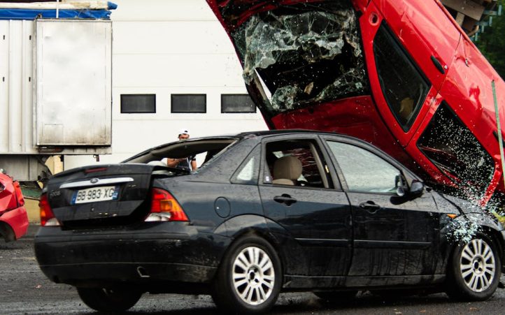 découvrez l'impact des automobiles sur l'environnement, la société et l'économie. analyse approfondie des enjeux actuels, des innovations écologiques et des solutions durables pour un avenir automobile responsable.