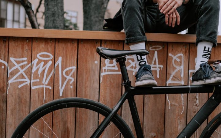 découvrez notre sélection de plaquettes de frein de haute qualité pour garantir votre sécurité sur la route. optimisées pour une performance optimale, nos plaquettes offrent un freinage fiable et durable pour tous types de véhicules.