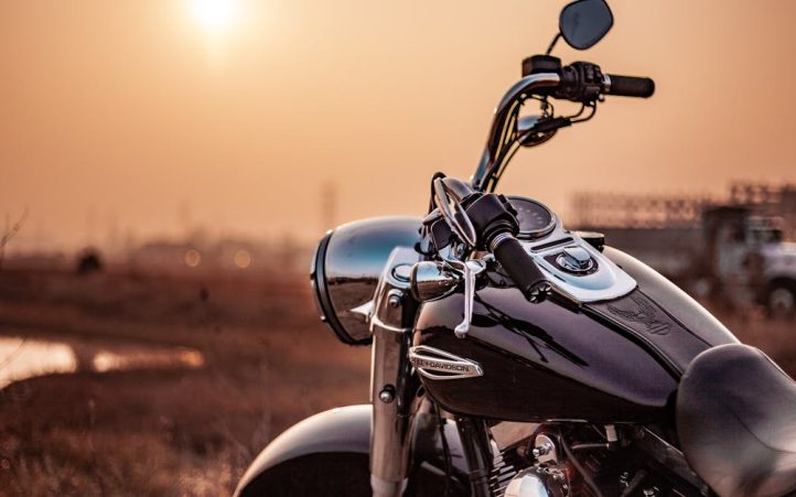 découvrez notre sélection de motos de touring, conçues pour les amateurs de longues distances. profitez d'un confort inégalé, de performances exceptionnelles et d'équipements raffinés pour vos voyages sur la route. explorez le monde avec style et aisance grâce à nos modèles de motos de touring.